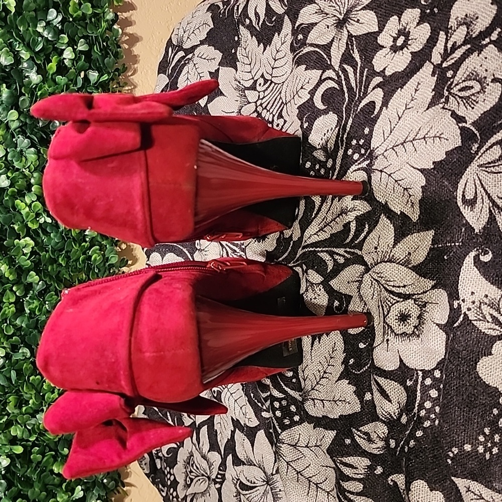 Red Heels 👠 - Picture 4 of 6